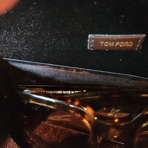 Tom Ford sunglasses for women. Already authenticated. - Picture 6 of 11